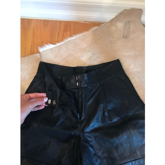 CLUB MONACO COLLECTION-Black Leather Shorts - Picture 3 of 5